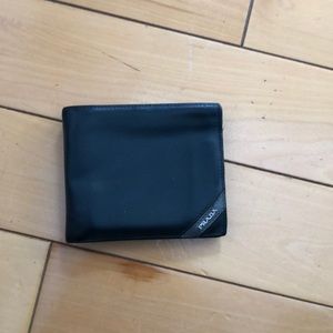 prada men’s wallet